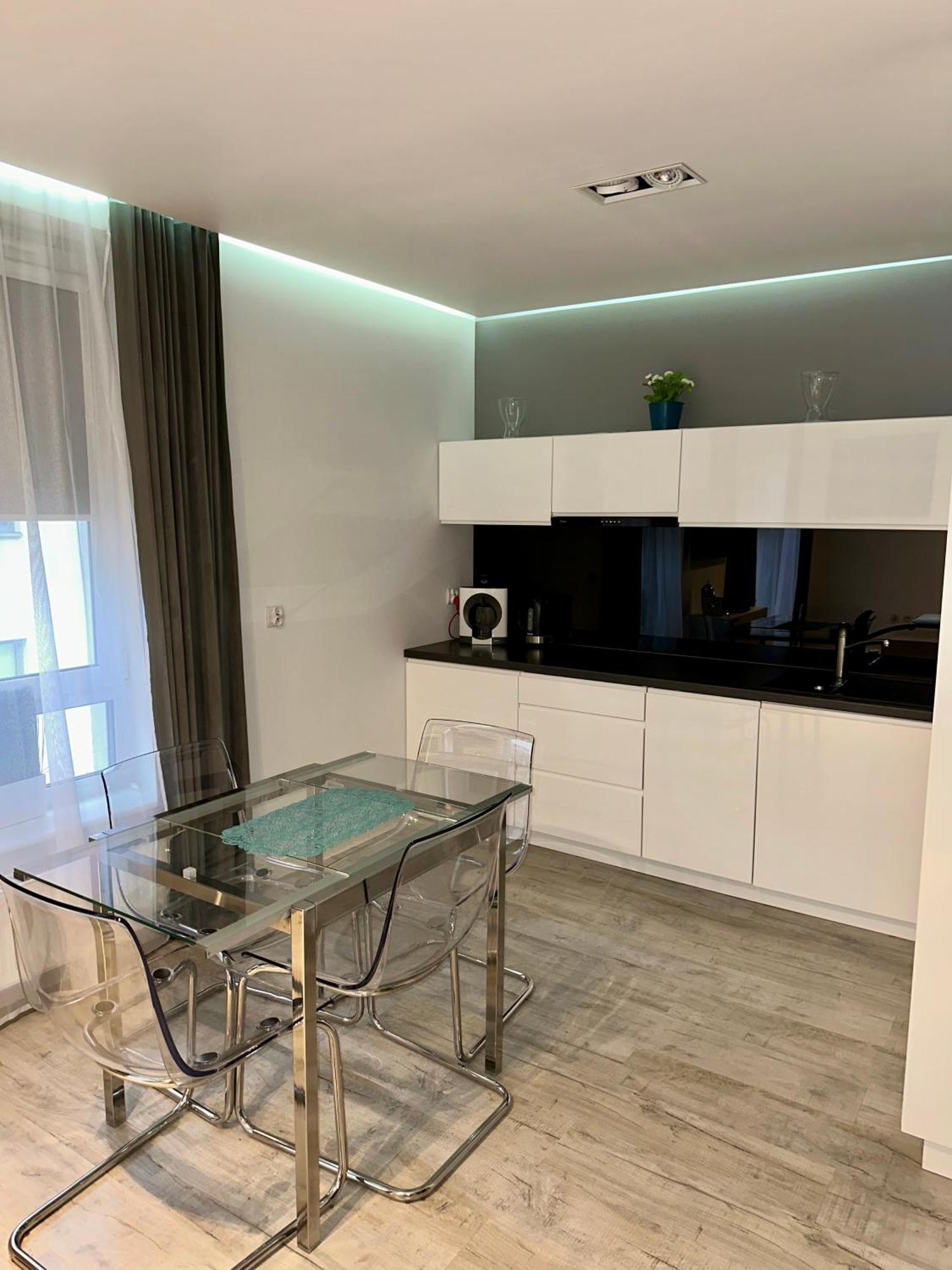 Apartament Shadow Grey Колобжег Екстериор снимка